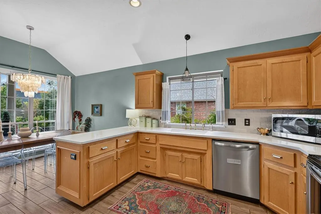 Photo 15 — 1916 Mark Road, Edmond, OK 73003