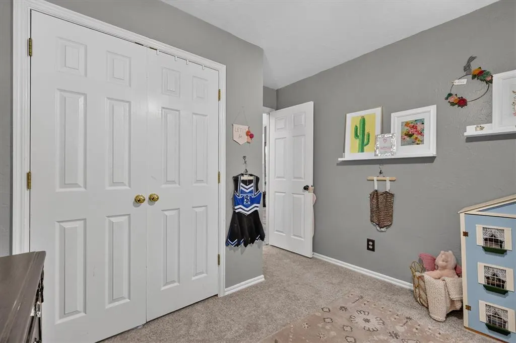 Photo 32 — 1916 Mark Road, Edmond, OK 73003