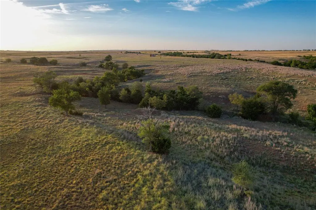 Photo 14 — 160 Acres - E 1150 & N 1860 Roads, Sayre, OK 73662