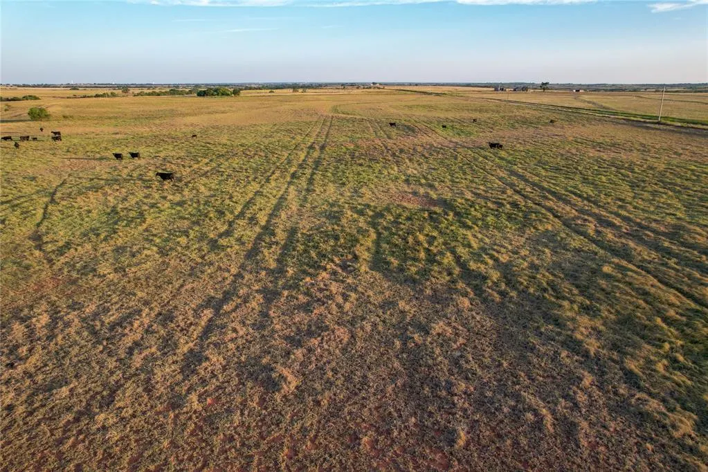 Photo 22 — 160 Acres - E 1150 & N 1860 Roads, Sayre, OK 73662