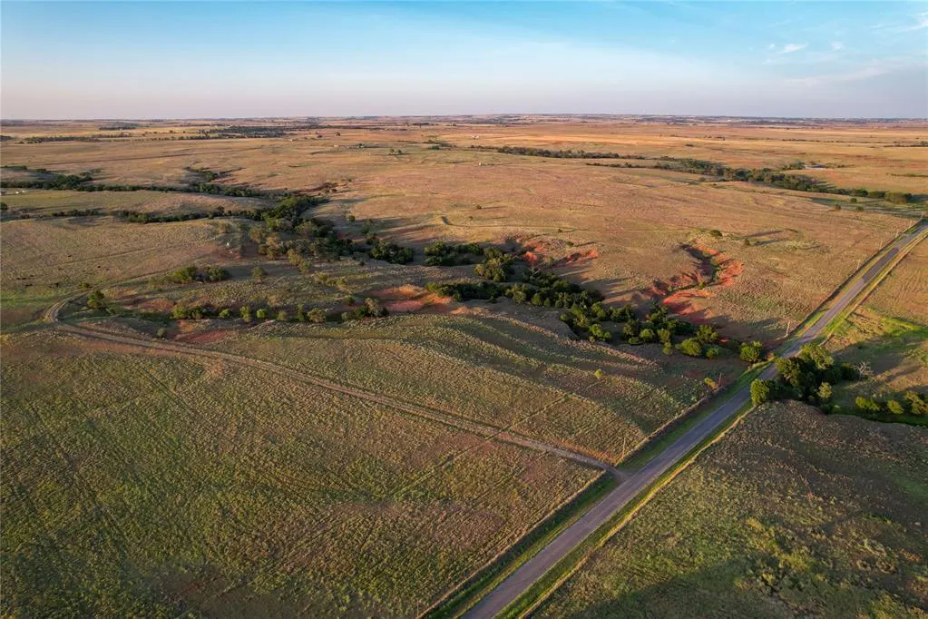 Photo 24 — 160 Acres - E 1150 & N 1860 Roads, Sayre, OK 73662