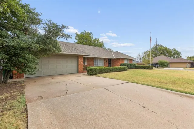 Photo 2 — 4701 NW 74th Street, Oklahoma City, OK 73132