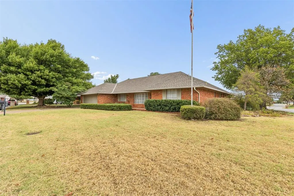 Photo 3 — 4701 NW 74th Street, Oklahoma City, OK 73132
