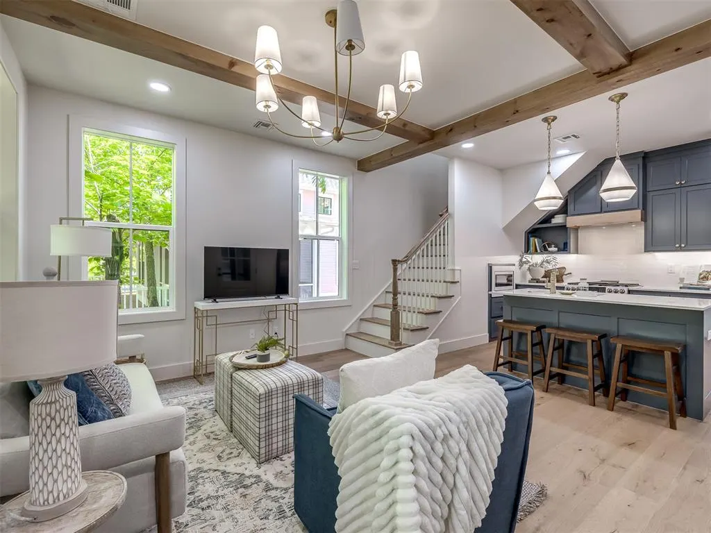 Photo 2 — 18252 Willowbrooke Court, Norman, OK 73072