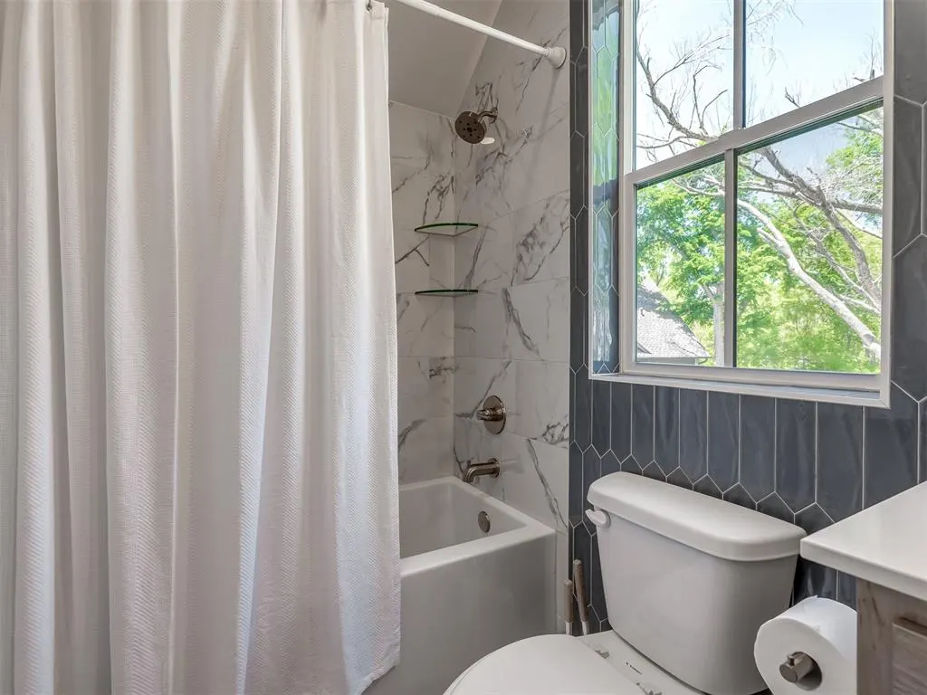Photo 18 — 18252 Willowbrooke Court, Norman, OK 73072