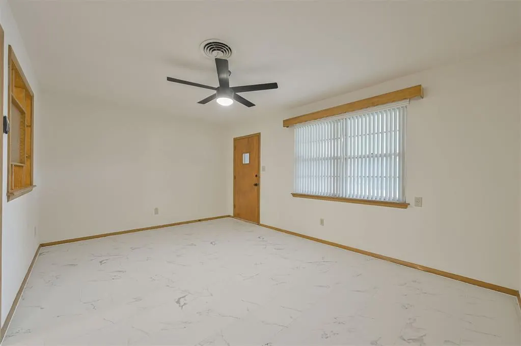 Photo 6 — 4748 Woodview Drive, Del City, OK 73115