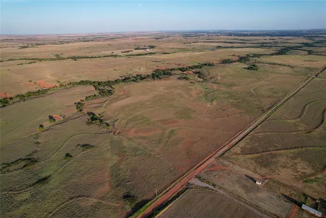 Photo 6 — 160 Acres - E 1140 & N 1860 Roads, Sayre, OK 73662