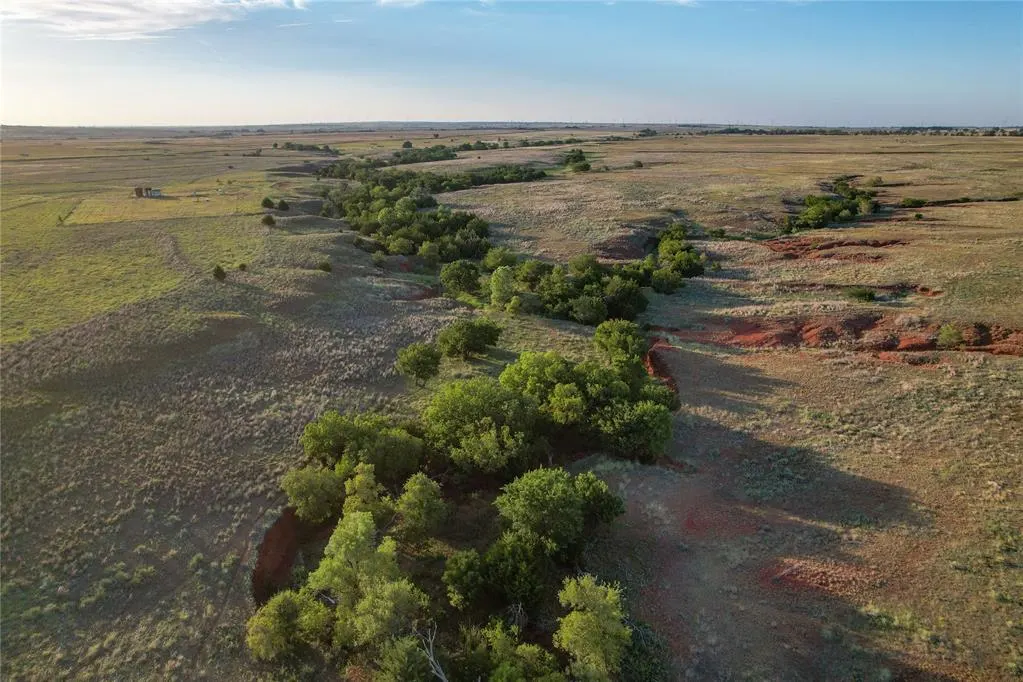 Photo 11 — 160 Acres - E 1140 & N 1860 Roads, Sayre, OK 73662