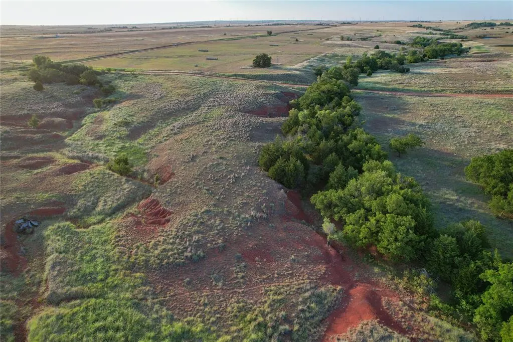 Photo 21 — 160 Acres - E 1140 & N 1860 Roads, Sayre, OK 73662