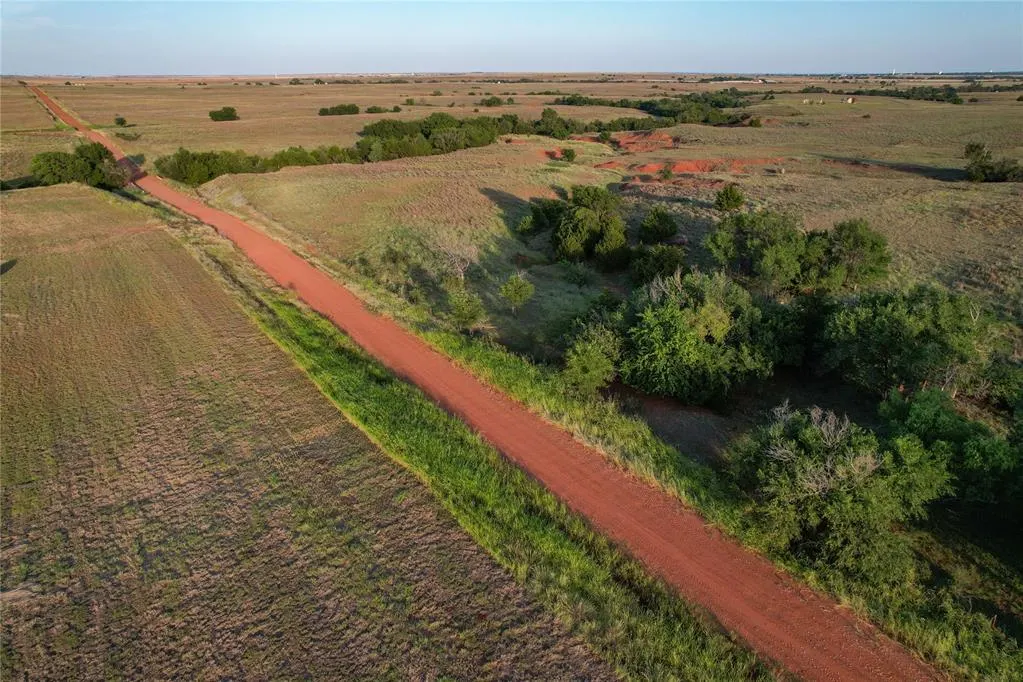 Photo 24 — 160 Acres - E 1140 & N 1860 Roads, Sayre, OK 73662