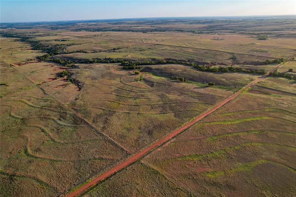 Photo 30 — 160 Acres - E 1140 & N 1860 Roads, Sayre, OK 73662