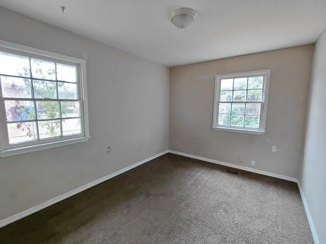Photo 10 — 10224 Stoneham Avenue, The Village, OK 73120