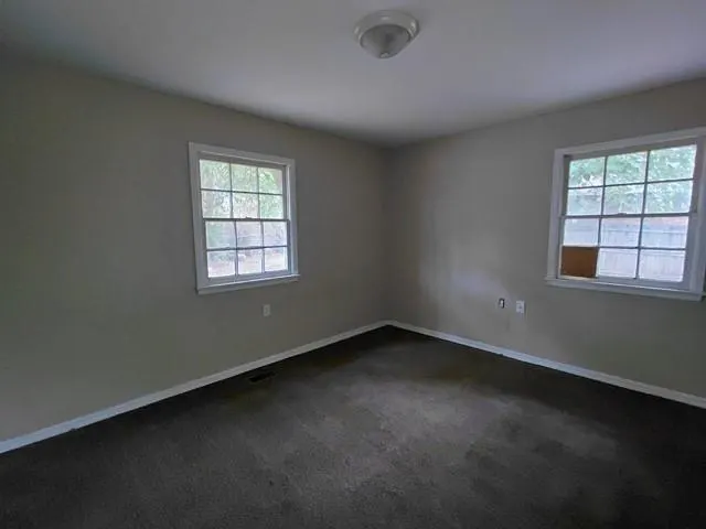 Photo 12 — 10224 Stoneham Avenue, The Village, OK 73120