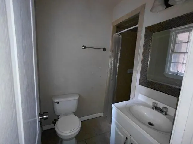 Photo 14 — 10224 Stoneham Avenue, The Village, OK 73120