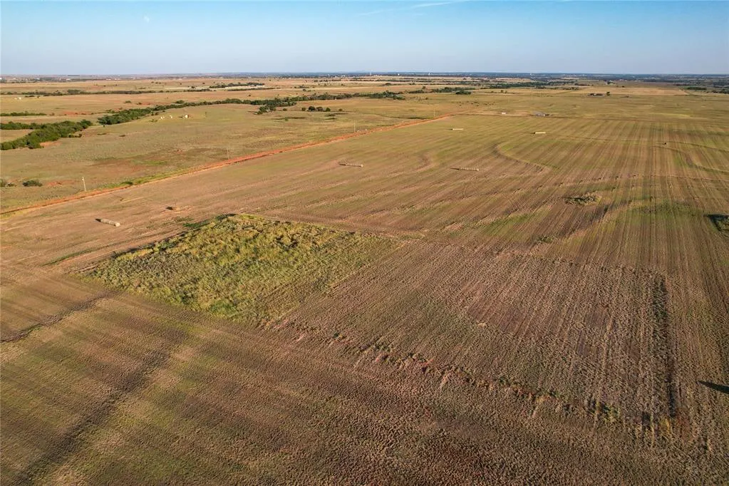 Photo 19 — 160 Acres - E 1140 & N 1860 Roads, Sayre, OK 73662