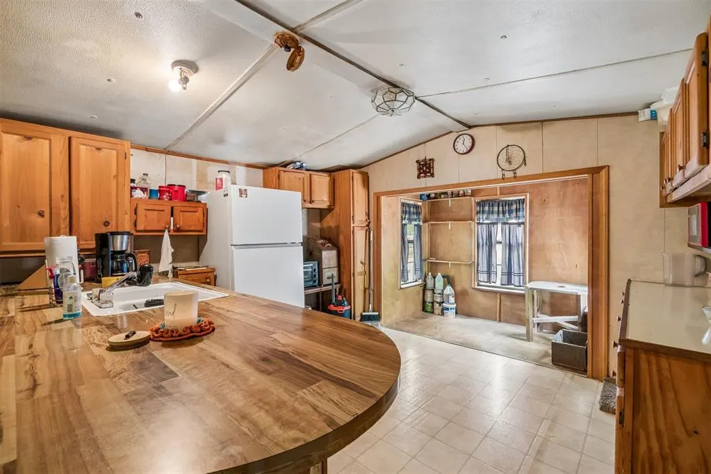 Photo 12 — 49397 E County Road 1604, Stratford, OK 74872