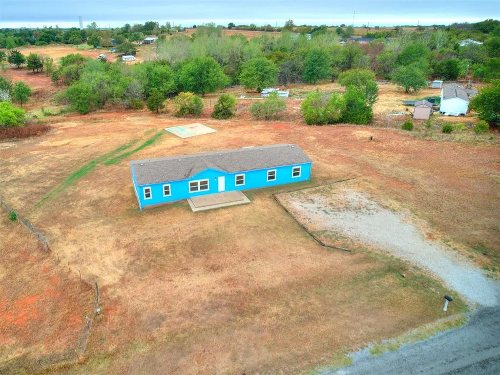 Front exterior — 2101 County Road 1242, Tuttle, OK 73089