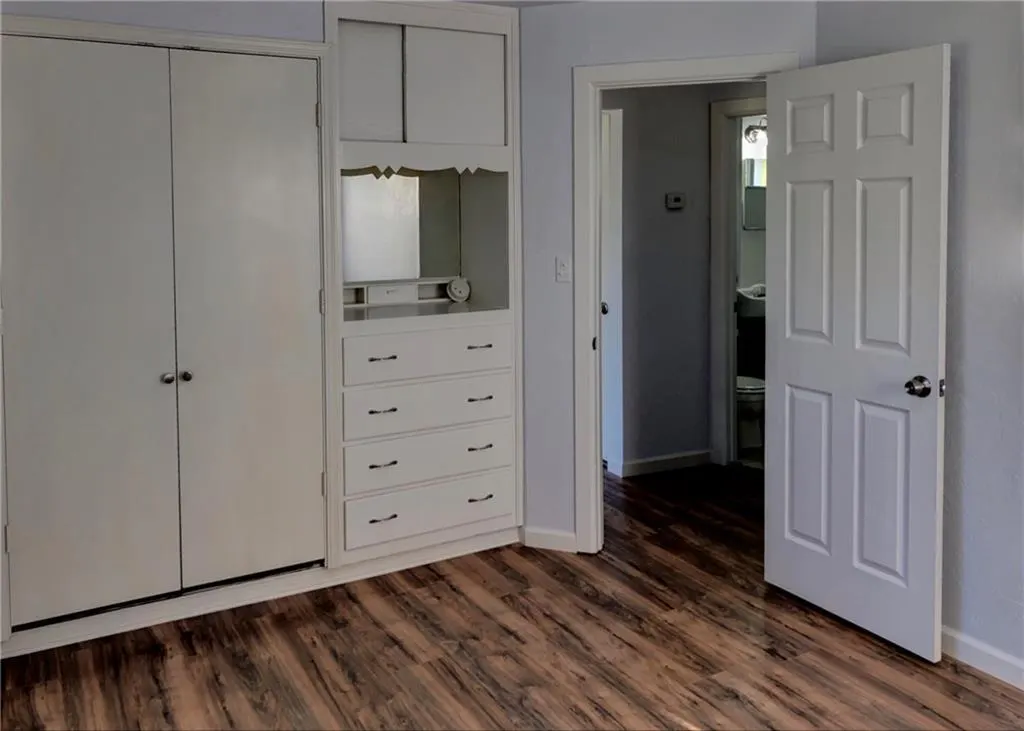 Photo 12 — 812 N Midwest Boulevard, Midwest City, OK 73110
