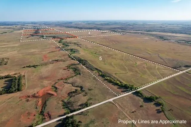 Front exterior — 160 Acres - E 1140 & N 1860 Roads, Sayre, OK 73662