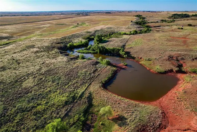 Photo 3 — 160 Acres - E 1140 & N 1860 Roads, Sayre, OK 73662