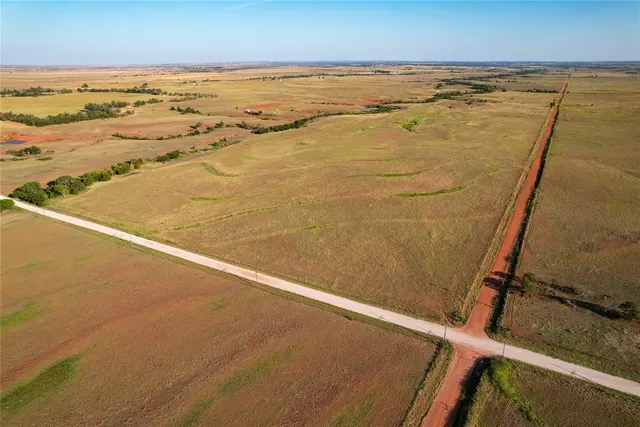 Photo 6 — 160 Acres - E 1140 & N 1860 Roads, Sayre, OK 73662
