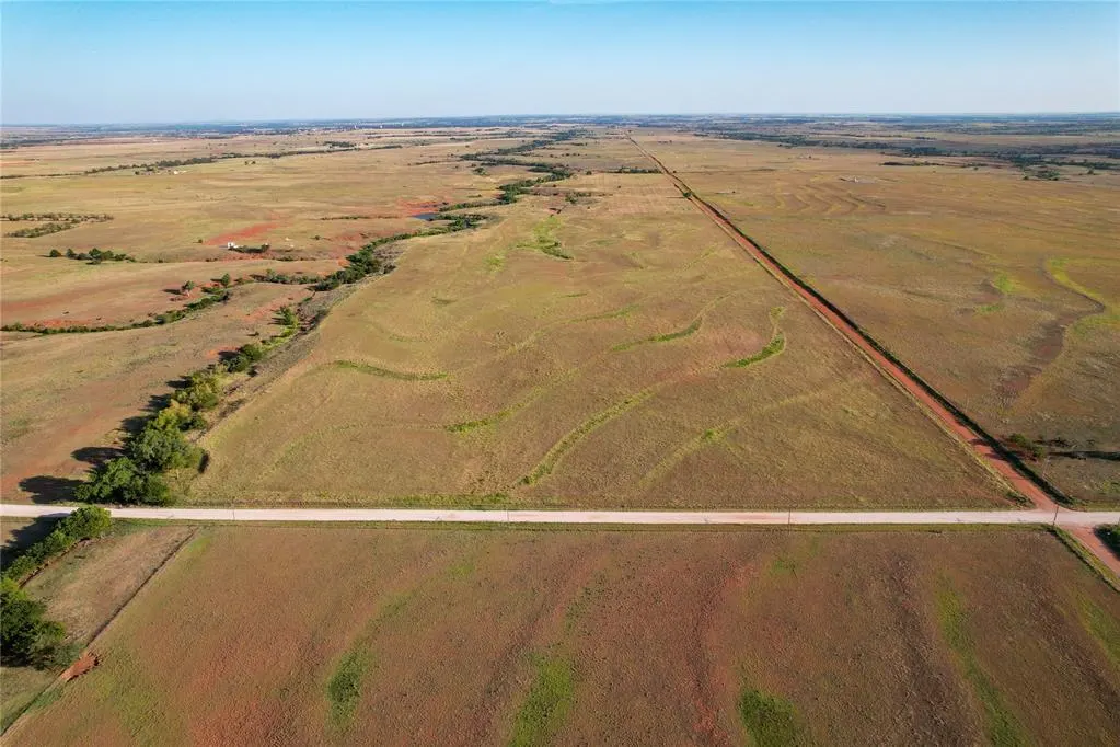 Photo 7 — 160 Acres - E 1140 & N 1860 Roads, Sayre, OK 73662