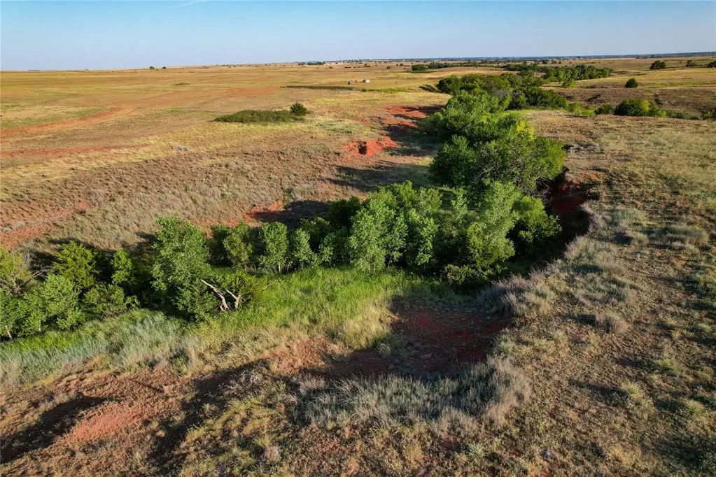 Photo 27 — 160 Acres - E 1140 & N 1860 Roads, Sayre, OK 73662