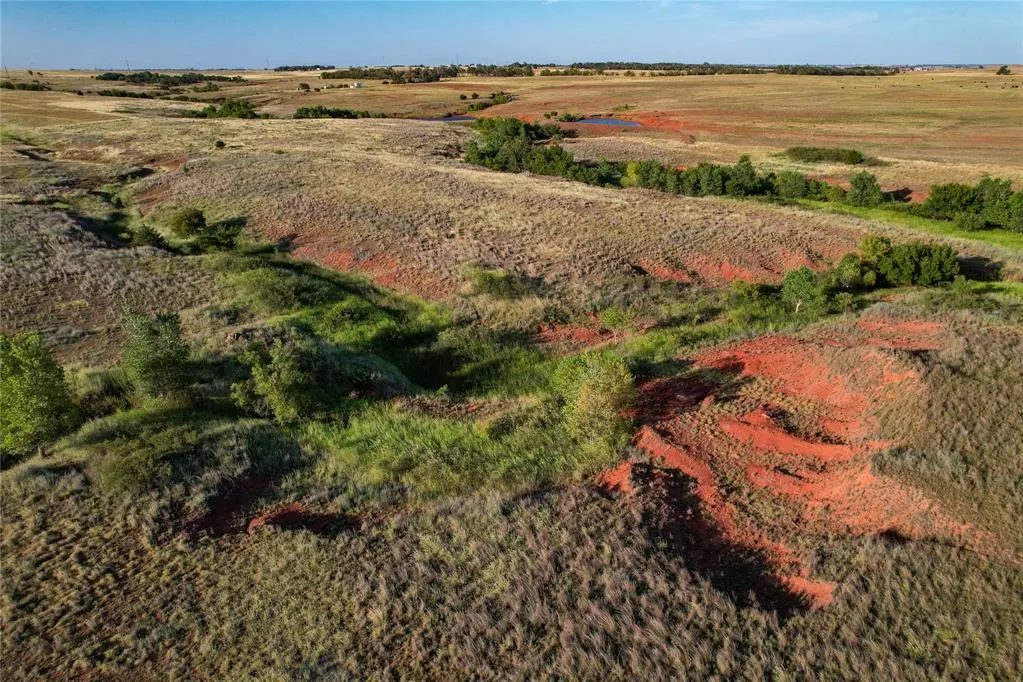 Photo 31 — 160 Acres - E 1140 & N 1860 Roads, Sayre, OK 73662