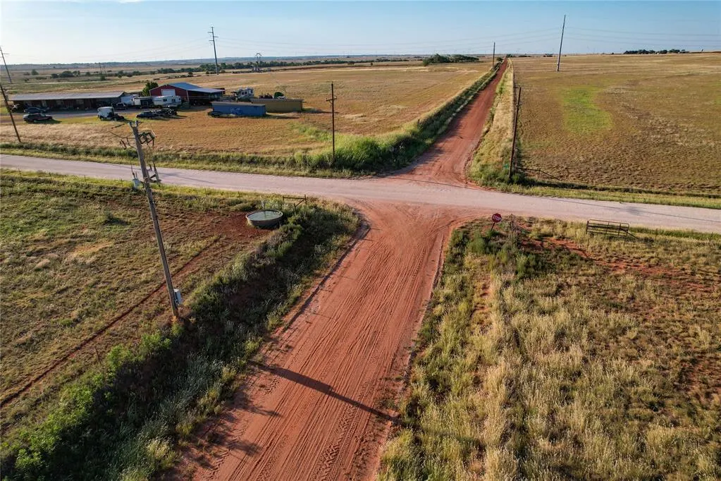 Photo 34 — 160 Acres - E 1140 & N 1860 Roads, Sayre, OK 73662