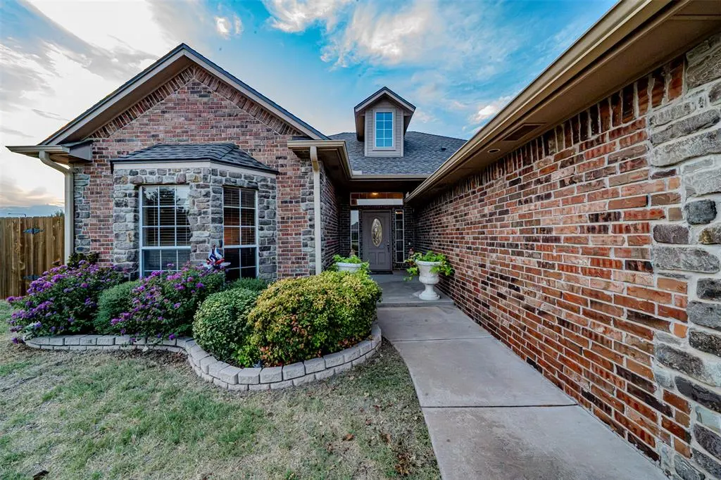 Front exterior — 3587 Remington Place Road, Norman, OK 73072