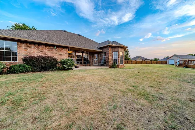 Photo 4 — 3587 Remington Place Road, Norman, OK 73072