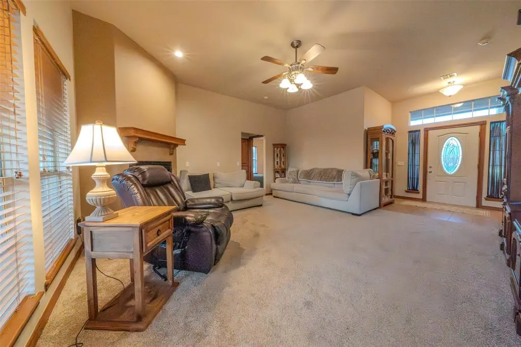 Photo 12 — 3587 Remington Place Road, Norman, OK 73072