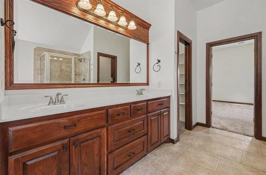 Photo 21 — 13608 Legacy Court, Oklahoma City, OK 73170
