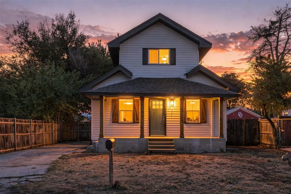 Front exterior — 517 W Woodson Street, El Reno, OK 73036