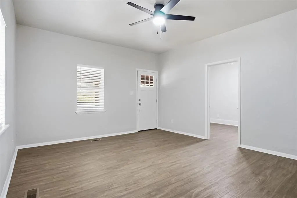 Photo 7 — 517 W Woodson Street, El Reno, OK 73036