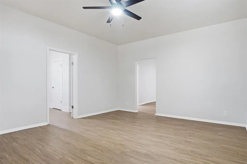 Photo 8 — 517 W Woodson Street, El Reno, OK 73036