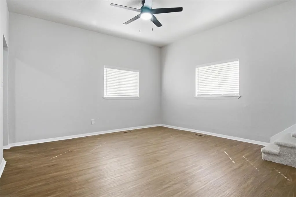 Photo 9 — 517 W Woodson Street, El Reno, OK 73036