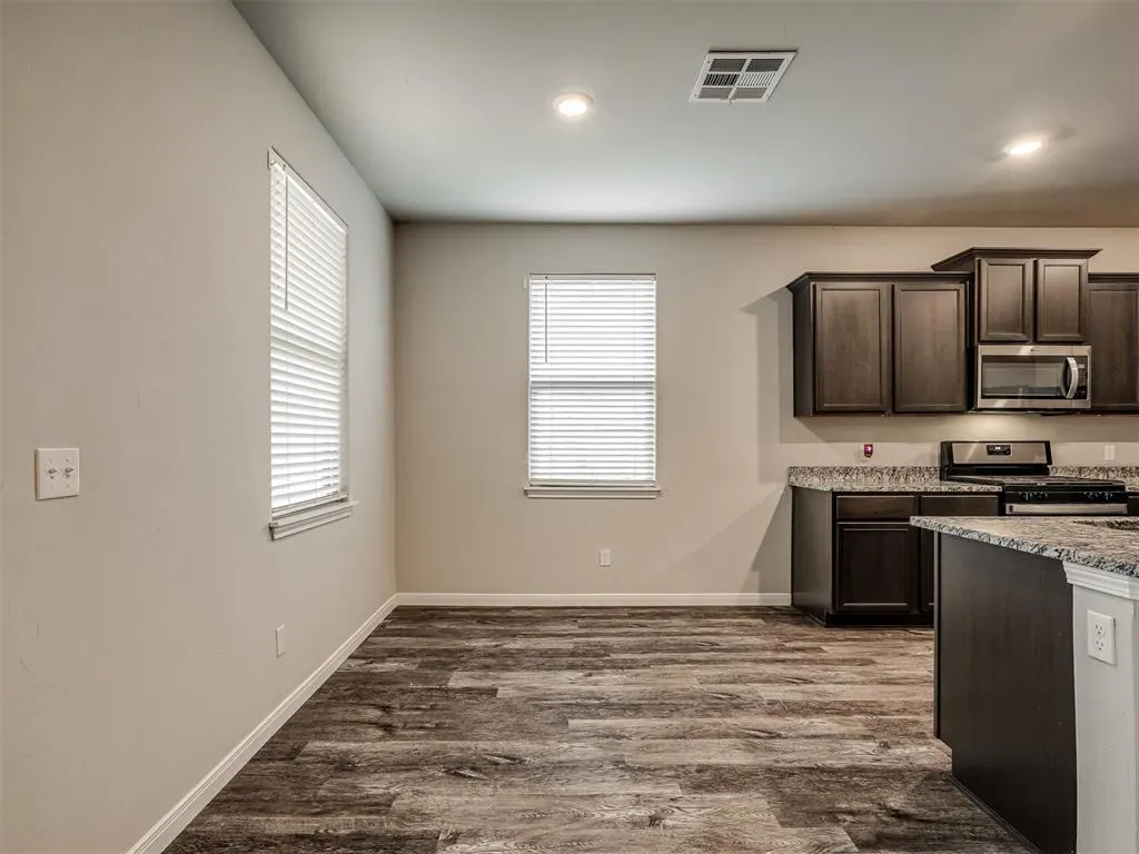 Photo 12 — 901 NW 3rd Street, Newcastle, OK 73065