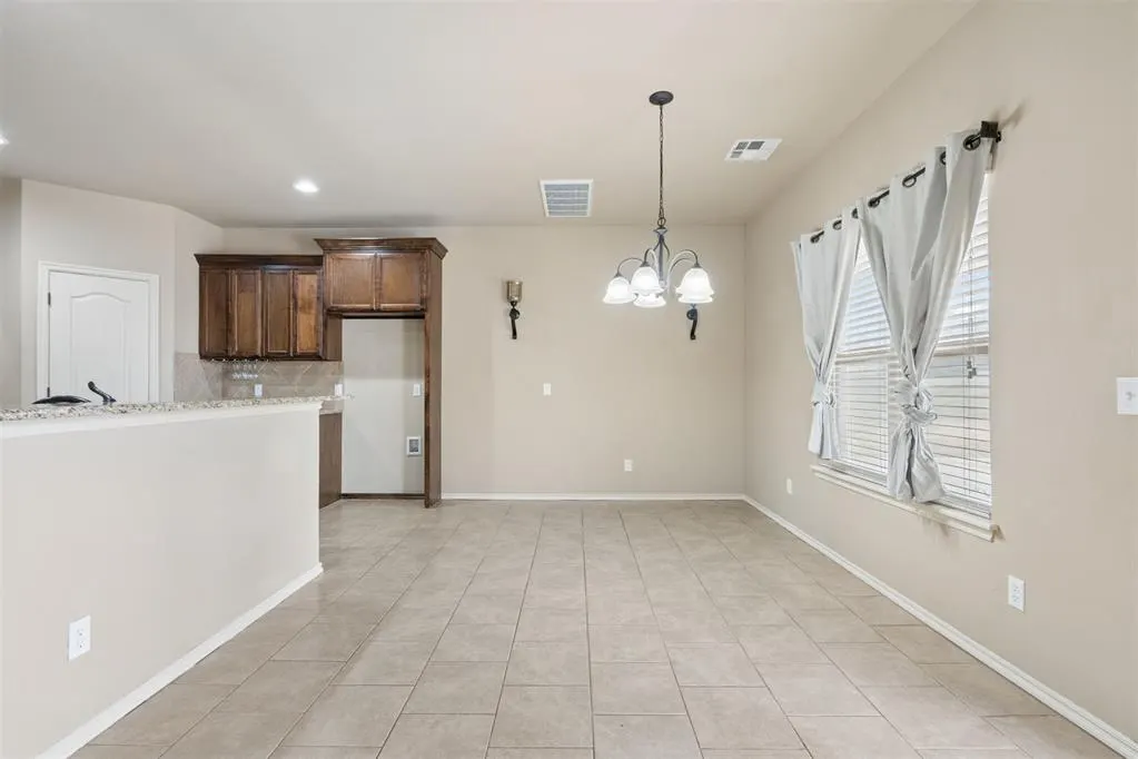 Photo 18 — 12205 Autumn Brook, Guthrie, OK 73044