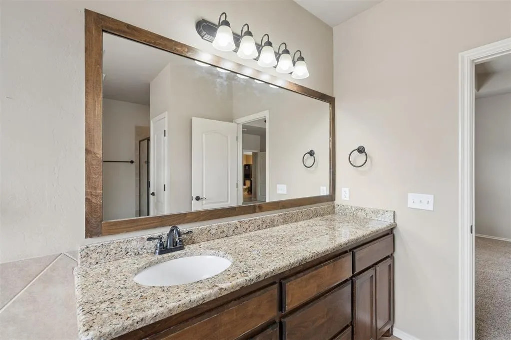 Photo 39 — 12205 Autumn Brook, Guthrie, OK 73044