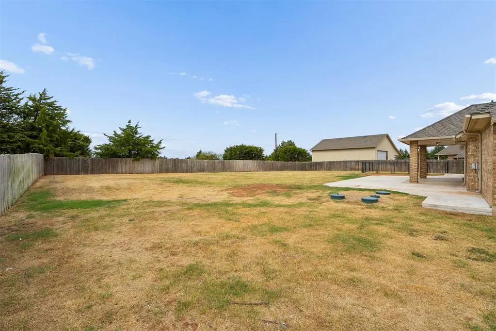 Photo 43 — 12205 Autumn Brook, Guthrie, OK 73044