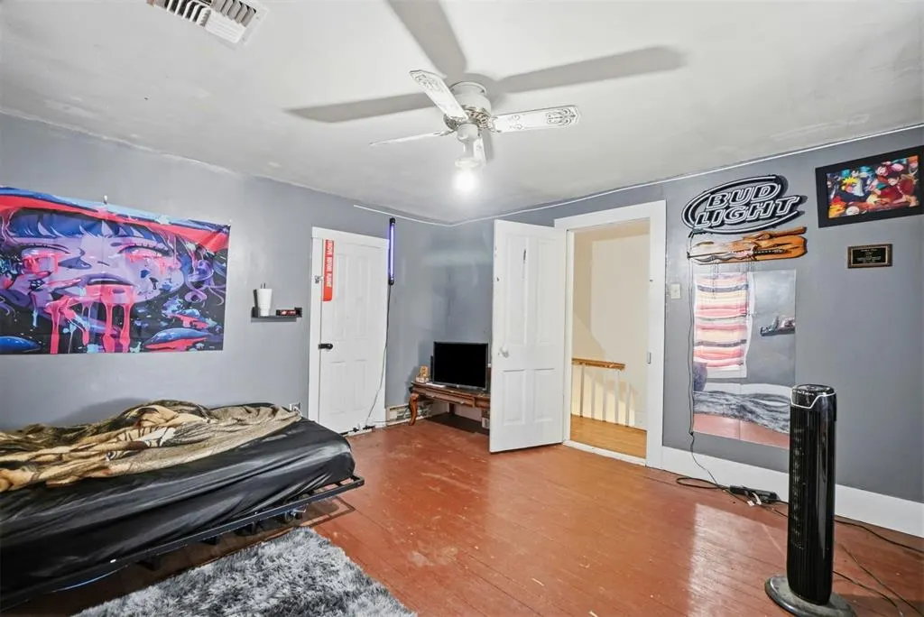 Photo 33 — 421 N Kentucky Avenue, Mangum, OK 73554