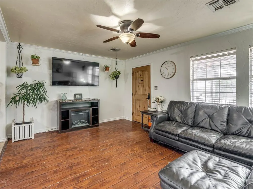 Photo 8 — 4744 SE 26th Street, Del City, OK 73115