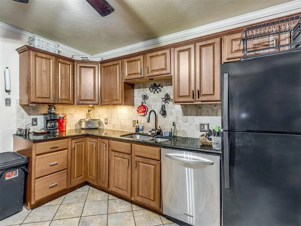 Photo 13 — 4744 SE 26th Street, Del City, OK 73115