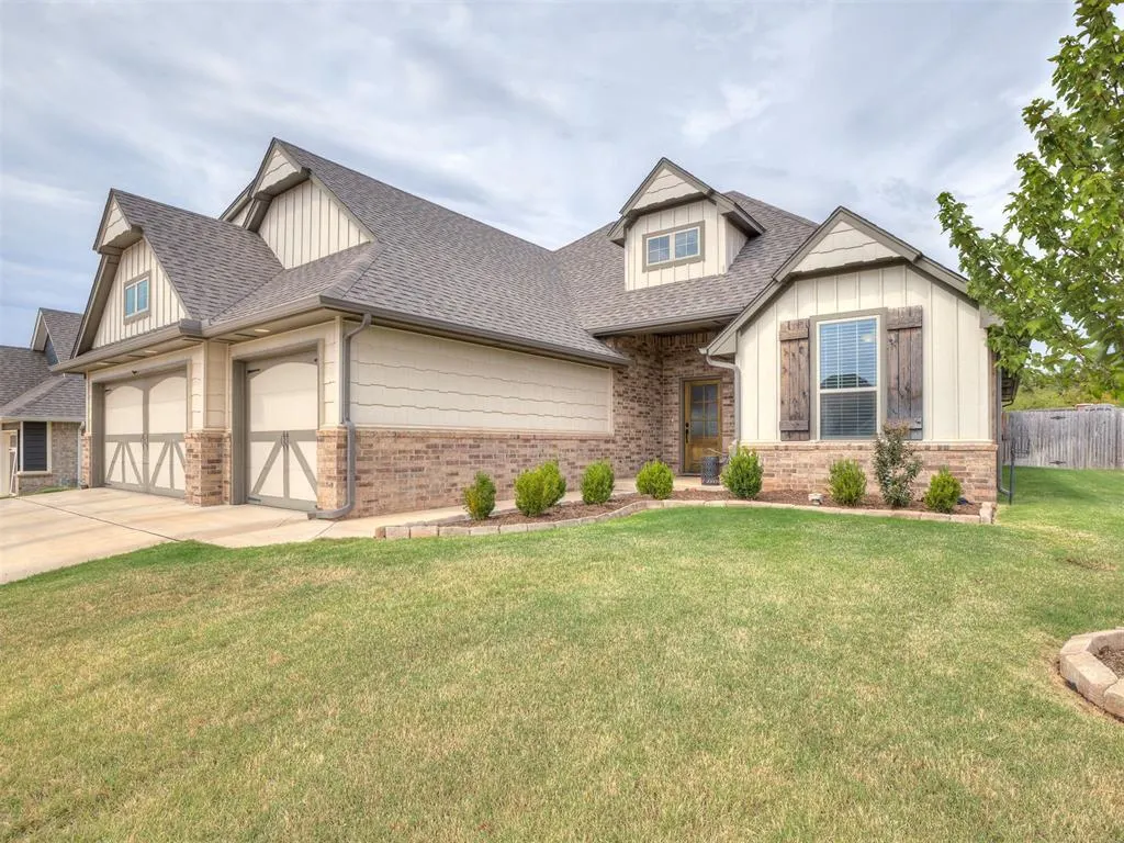 Photo 2 — 8817 Stark Street, Arcadia, OK 73007