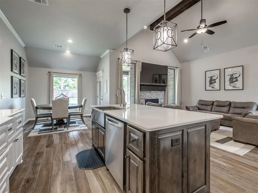 Photo 11 — 8817 Stark Street, Arcadia, OK 73007
