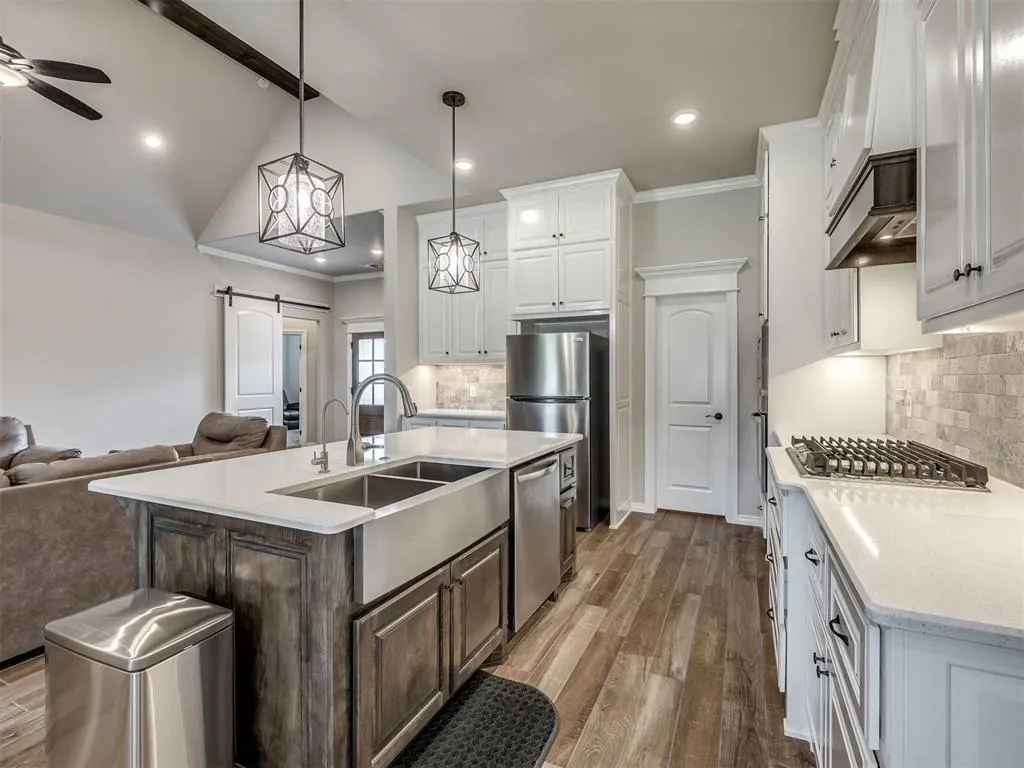 Photo 12 — 8817 Stark Street, Arcadia, OK 73007