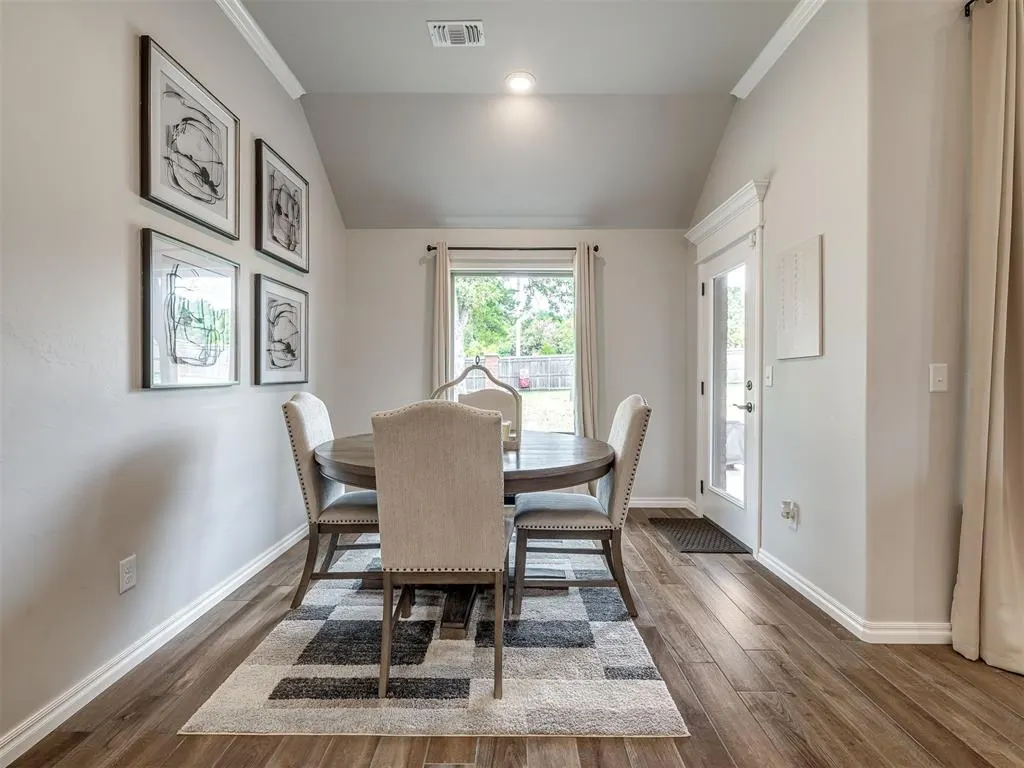 Photo 15 — 8817 Stark Street, Arcadia, OK 73007