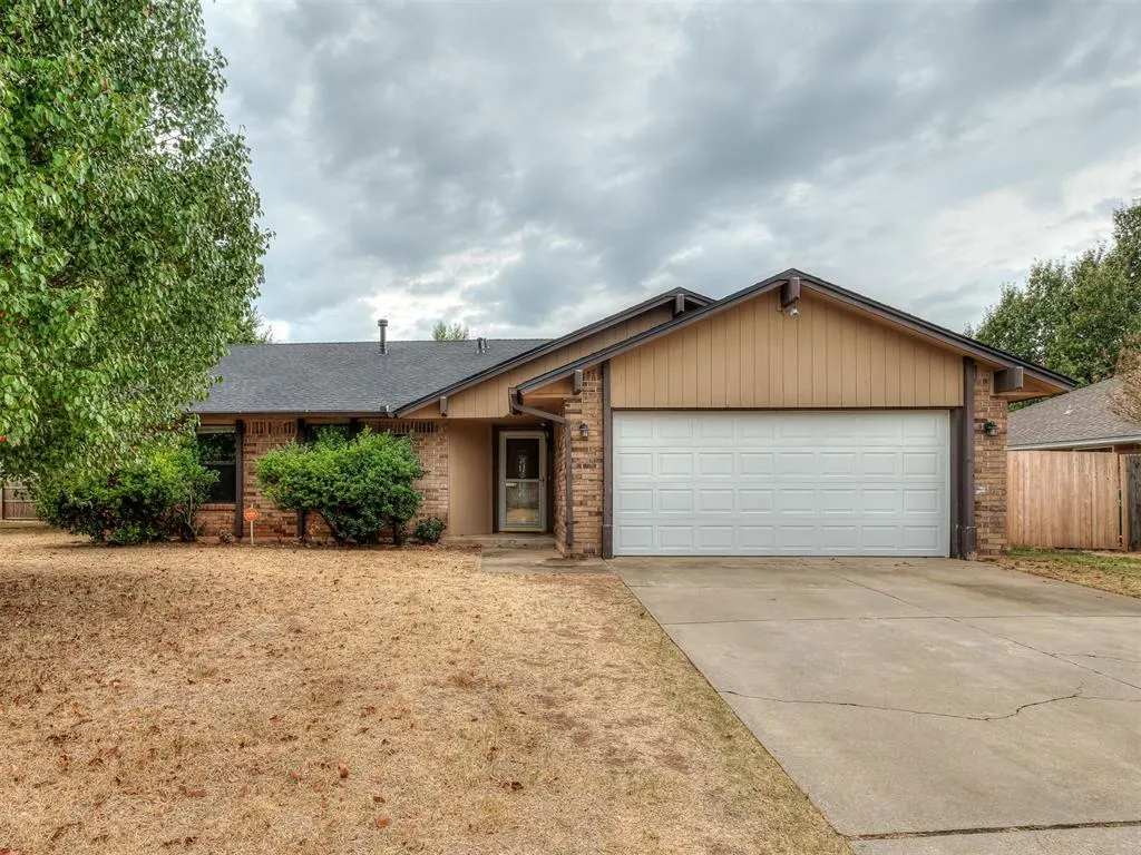 Photo 3 — 7804 NW 82nd Street, Oklahoma City, OK 73132