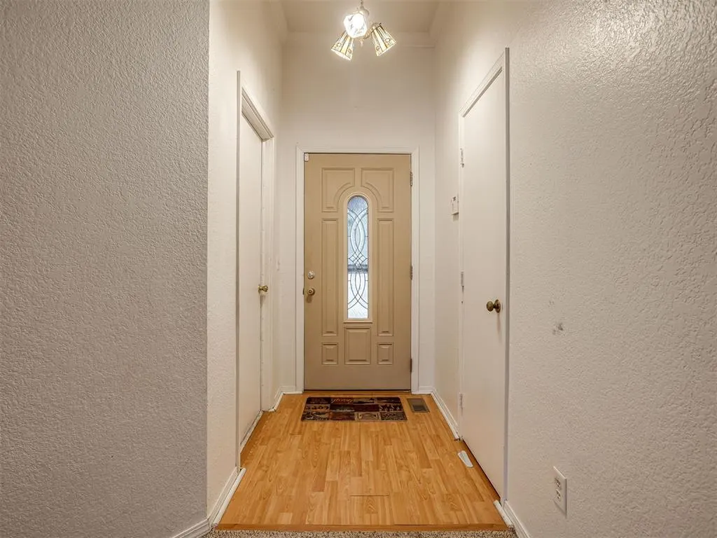 Photo 4 — 7804 NW 82nd Street, Oklahoma City, OK 73132